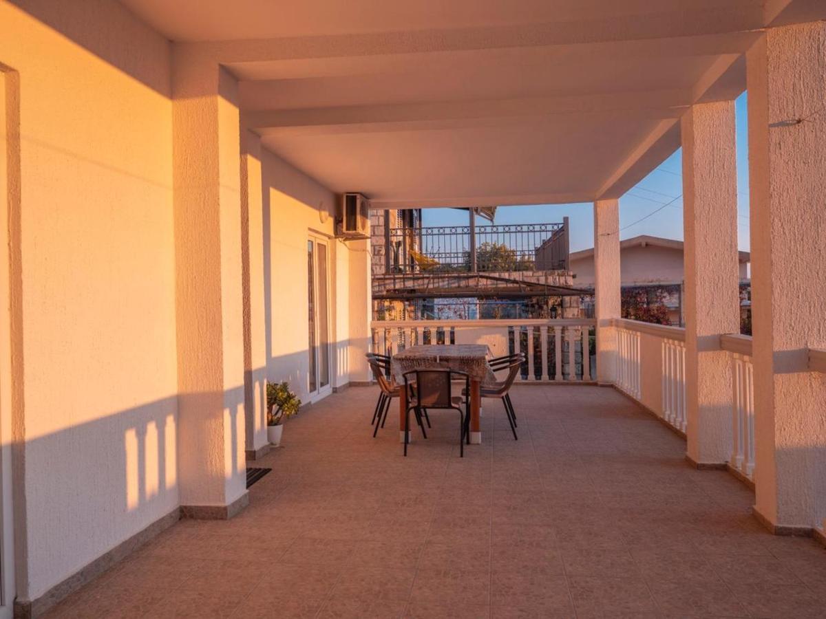בודווה Apartments Branko מראה חיצוני תמונה